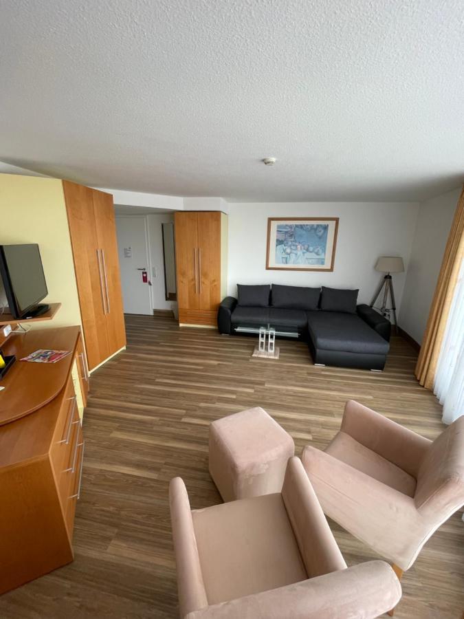 Nordseehotel Benser Hof Am Hafen Bensersiel Eksteriør bilde