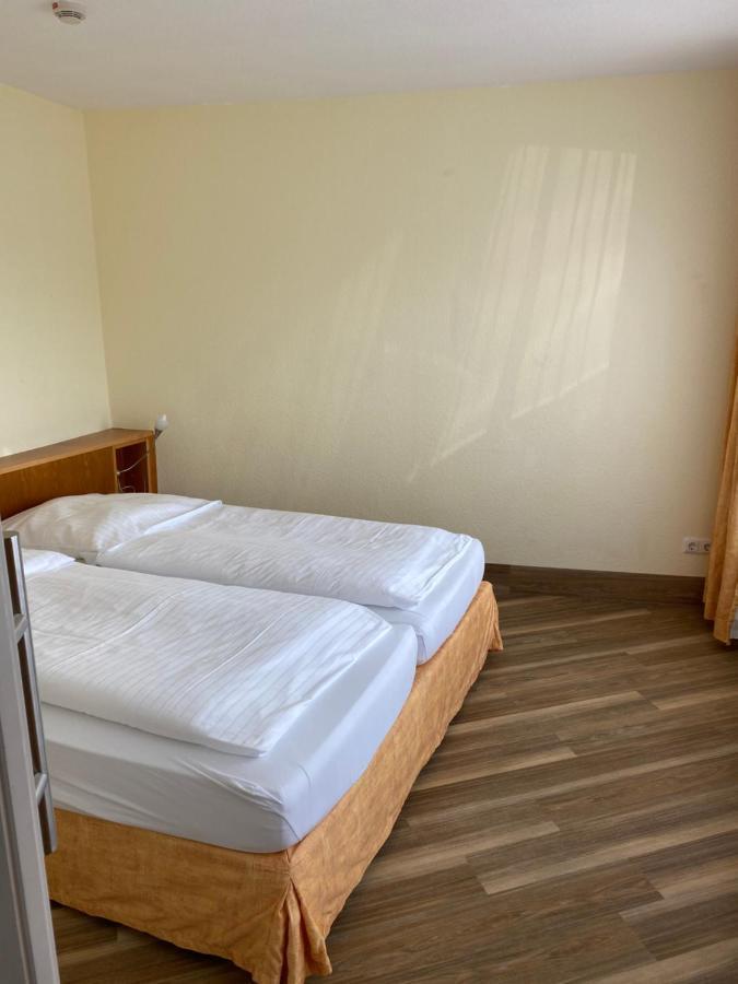 Nordseehotel Benser Hof Am Hafen Bensersiel Eksteriør bilde