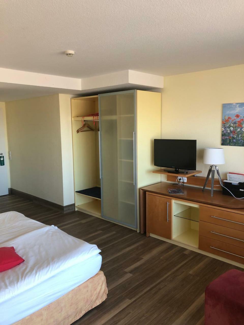 Nordseehotel Benser Hof Am Hafen Bensersiel Eksteriør bilde